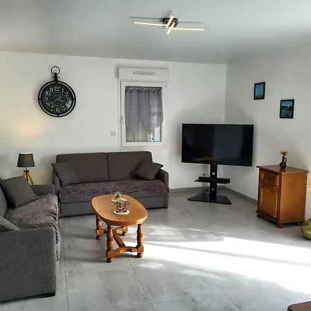 L'aloe, Jolie Maison De Bord De