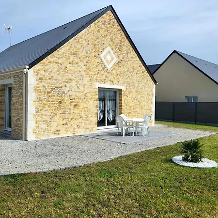 L'aloé, Jolie Maison De Bord De Сasa de vacaciones Créances